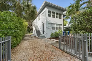 435 NE 69th St, Miami, FL 33138 - Photo 17