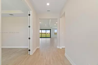 4546 Cumberland Ter, Oakland Park, FL 33309 - Photo 9