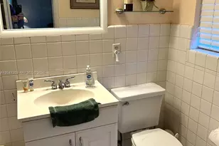 870 NE 97th St, Miami Shores, FL 33138 - Photo 15