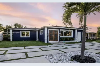 16100 NE 9th Ct, North Miami Beach, FL 33162 - Photo 1