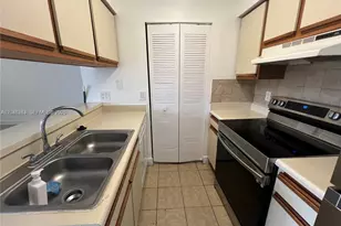 1227 SW 46th Ave, Pompano Beach, FL 33069 - Photo 7