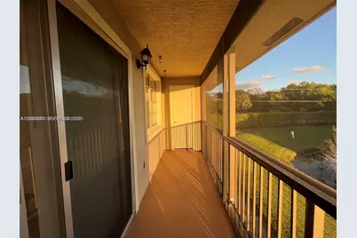 1227 SW 46th Ave #304, Pompano Beach, FL 33069 - Photo 17