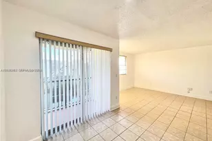 1227 SW 46th Ave, Pompano Beach, FL 33069 - Photo 9