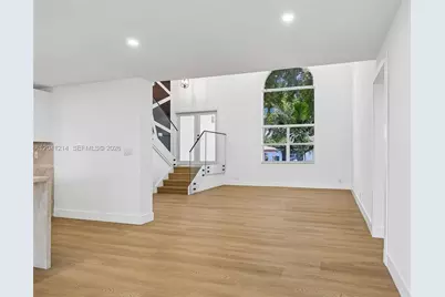 15010 E Falcons Lea Dr, Davie, FL 33331 - Photo 13