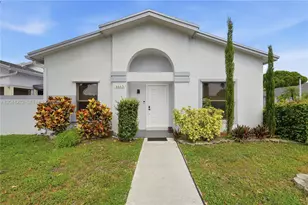6443 SW 152nd Cir Pl, Miami, FL 33193 - Photo 1