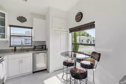 6443 SW 152nd Cir Pl #22-43, Miami, FL 33193 - Photo 11