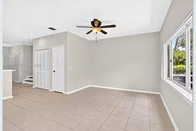 13212 NW 7th Dr, Plantation, FL 33325 - Photo 11