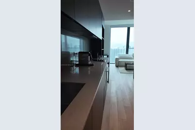 20 NE 11th St #1505, Miami, FL 33132 - Photo 1