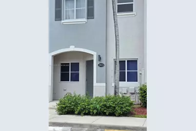 2973 SE 15th Ter, Homestead, FL 33035 - Photo 3