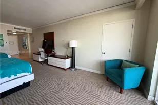 18001 Collins Ave, Sunny Isles Beach, FL 33160 - Photo 3