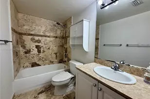 7800 Collins Ave, Miami Beach, FL 33141 - Photo 17