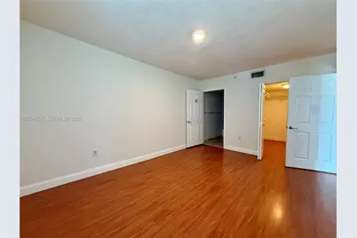 7800 Collins Ave #407, Miami Beach, FL 33141 - Photo 19
