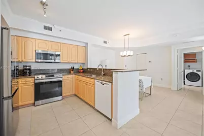 6861 SW 44th St #202, Miami, FL 33155 - Photo 13