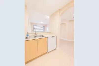 6670 NW 114th Ave #603, Doral, FL 33178 - Photo 5