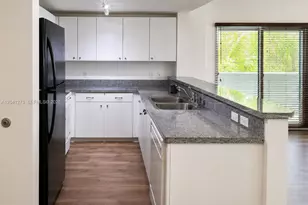 2740 SW 28th Terrace, Miami, FL 33133 - Photo 3