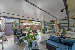 525 NW 100th Ct, Miami, FL 33172 - Photo 23