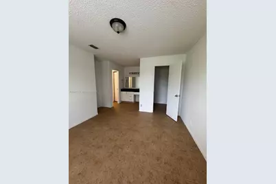 3400 N Pinewalk Dr N #924, Margate, FL 33063 - Photo 7