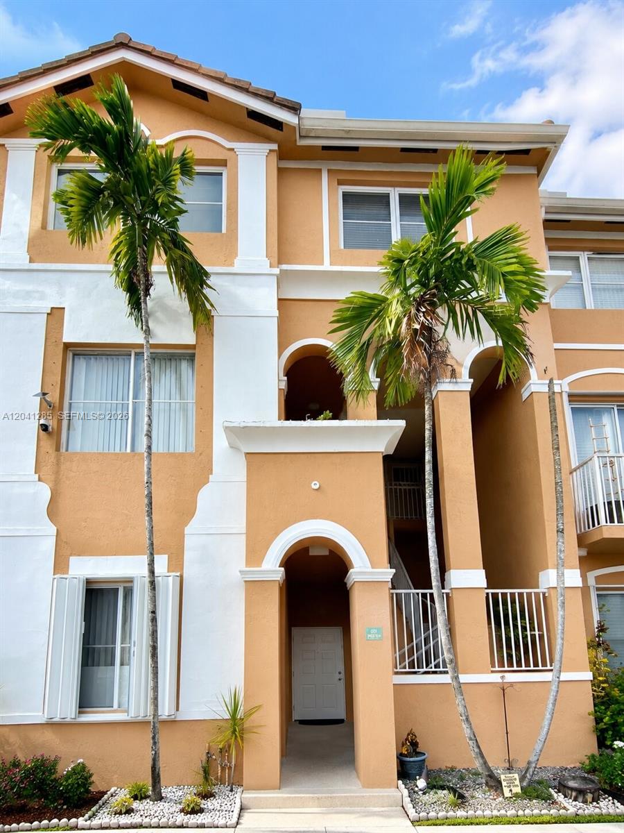 7250 NW 177th St #200-16 - 7250 NW 177th St #200-16, Hialeah, FL 33015 Luxury Property | Jose Angel Pina
