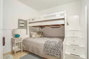 4775 Collins Ave, Miami Beach, FL 33140 - Photo 21
