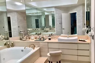 4000 Island Blvd, Aventura, FL 33160 - Photo 5