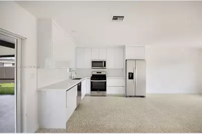 10340 SW 157th St, Miami, FL 33157 - Photo 5