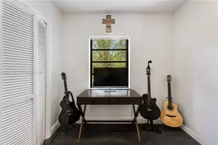 8480 SW 66th St, Miami, FL 33143 - Photo 17