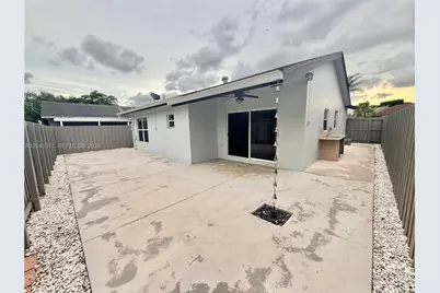 4471 SW 138th Ct, Miami, FL 33175 - Photo 21