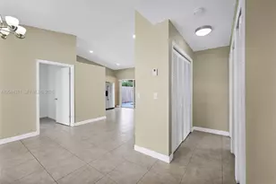 4471 SW 138th Ct, Miami, FL 33175 - Photo 3