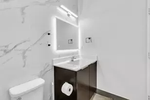 3401 W 94th Terrace, Hialeah, FL 33018 - Photo 29