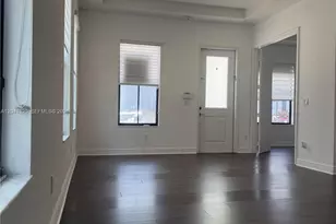 8478 NW 52nd St, Doral, FL 33166 - Photo 13