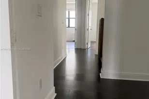 8478 NW 52nd St, Doral, FL 33166 - Photo 17