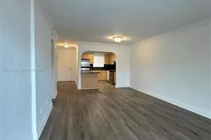 980 NE 170th St, North Miami Beach, FL 33162 - Photo 1