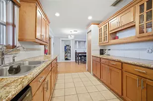 6789 SW 27th Ct, Miramar, FL 33023 - Photo 11