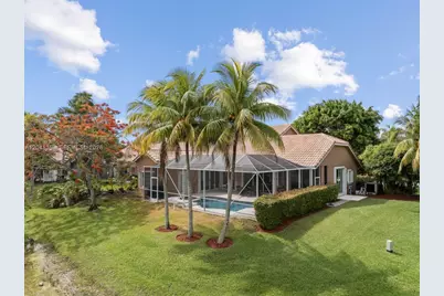 1179 Laguna Springs Dr, Weston, FL 33326 - Photo 7