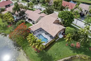 1179 Laguna Springs Dr, Weston, FL 33326 - Photo 5