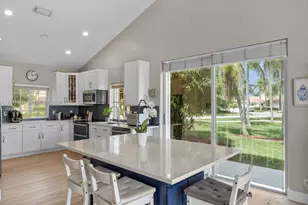 1179 Laguna Springs Dr, Weston, FL 33326 - Photo 29