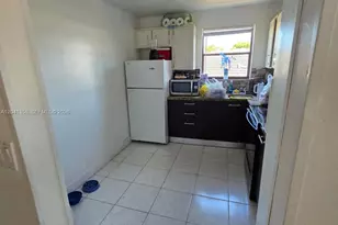 990 Biarritz Dr, Miami Beach, FL 33141 - Photo 13