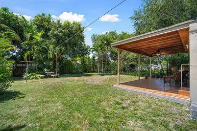 2750 NW 4th St, Miami, FL 33125 - Photo 27