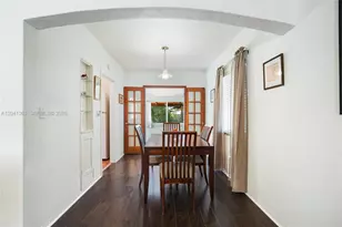 2750 NW 4th St, Miami, FL 33125 - Photo 7