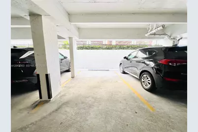 1900 Meridian Ave #306, Miami Beach, FL 33139 - Photo 37