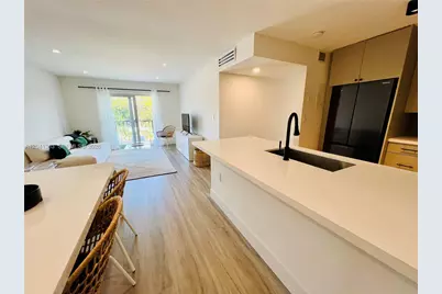 1900 Meridian Ave #306, Miami Beach, FL 33139 - Photo 11