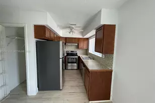2580 Coral Springs Dr, Coral Springs, FL 33065 - Photo 11