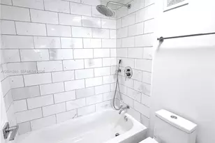 1900 Meridian Ave, Miami Beach, FL 33139 - Photo 15