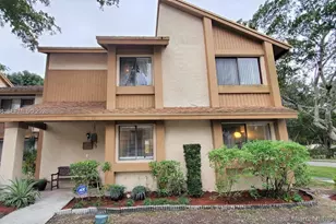40 Wimbledon Lake Dr, Plantation, FL 33324 - Photo 1