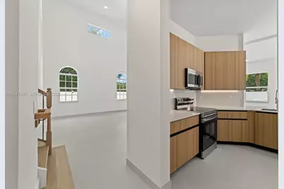 3040 SW 44th Ct, Dania Beach, FL 33312 - Photo 9