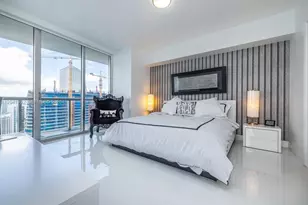 475 Brickell Ave, Miami, FL 33131 - Photo 21