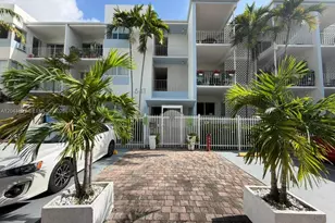 641 Espanola Way, Miami Beach, FL 33139 - Photo 1