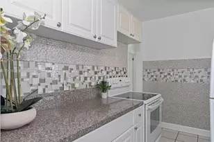 2024 NE 174th St, North Miami Beach, FL 33162 - Photo 11
