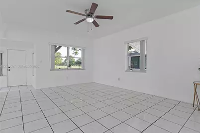 2024 NE 174th St, North Miami Beach, FL 33162 - Photo 17
