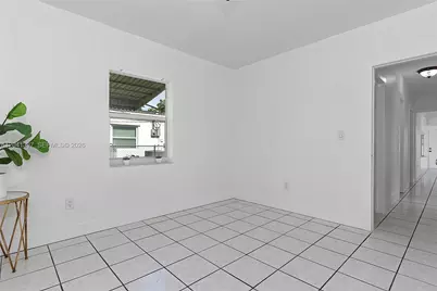 2024 NE 174th St, North Miami Beach, FL 33162 - Photo 25